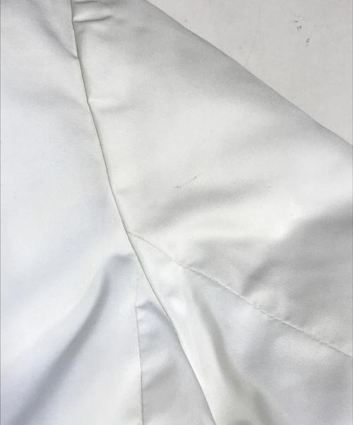 ROBE DE CHAMBRE COMME DES GARCONS（ローブドシャンブル コムデギャルソン）ROBE DE CHAMBRE COMME DES GARCONS (ローブドシャンブル コムデギャルソン) ダウンジャケット ホワイト サイズ:Sの古着・服飾アイテム
