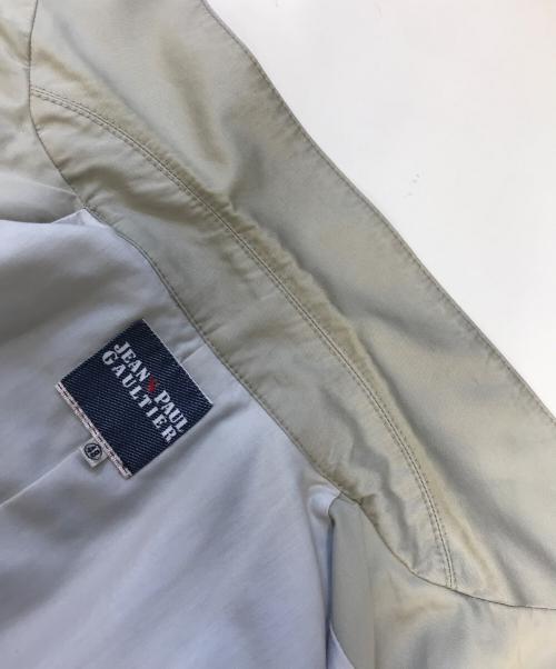 Jean Paul GAULTIER（ジャンポールゴルチェ）Jean Paul GAULTIER (ジャンポールゴルチェ) 多重ボタンテーラードジャケット ベージュ サイズ:48の古着・服飾アイテム