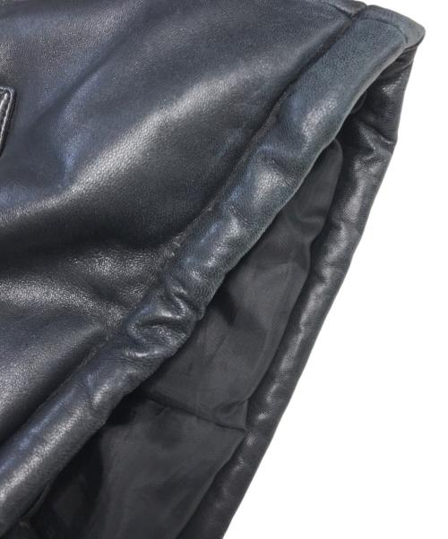 AVIREX（アヴィレックス）AVIREX (アヴィレックス) レザーダウンジャケット ブラック サイズ:Lの古着・服飾アイテム