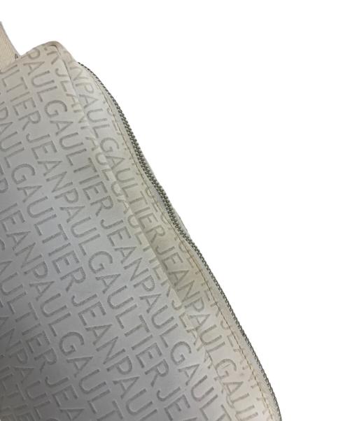 Jean Paul GAULTIER（ジャンポールゴルチェ）Jean Paul GAULTIER (ジャンポールゴルチェ) 総柄ロゴウエストバッグ ホワイト サイズ:表記なしの古着・服飾アイテム