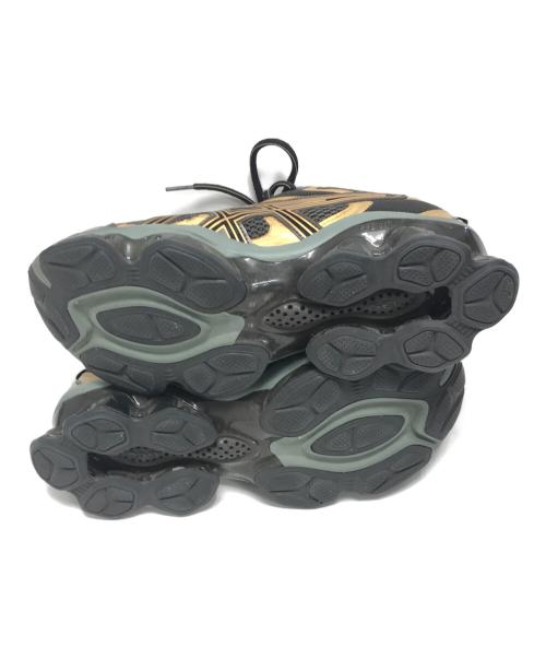 asics（アシックス）asics (アシックス) GEL-QUANTUM KINETIC Dark Sepia/Black サイズ:CM26.5/EURO42/US8.5/UK7.5/BR39.5/CN265(2.5)の古着・服飾アイテム
