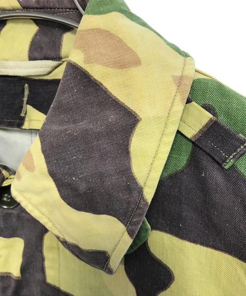 VINTAGE MILITARY（ヴィンテージ ミリタリー）VINTAGE MILITARY (ヴィンテージ ミリタリー) サラマンダーカモ柄ジャケット グリーン サイズ:不明の古着・服飾アイテム