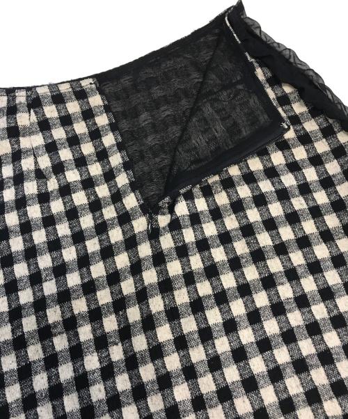 tricot COMME des GARCONS（トリココムデギャルソン）tricot COMME des GARCONS (トリココムデギャルソン) 異素材ドッキングチェックスカート アイボリー サイズ:Ｍの古着・服飾アイテム
