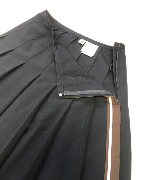 ROBE DE CHAMBRE COMME DES GARCONS（ローブドシャンブル コムデギャルソン）ROBE DE CHAMBRE COMME DES GARCONS (ローブドシャンブル コムデギャルソン) サイドラインプリーツスカート ネイビー サイズ:Ｍの古着・服飾アイテム