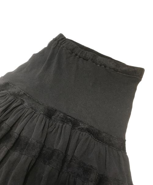 Jean Paul GAULTIER MAILLE FEMME（ジャンポールゴルチエ マイユ フェム）Jean Paul GAULTIER MAILLE FEMME (ジャンポールゴルチエ マイユ フェム) テーピングパワーネットフリルスカート ブラック サイズ:Mの古着・服飾アイテム