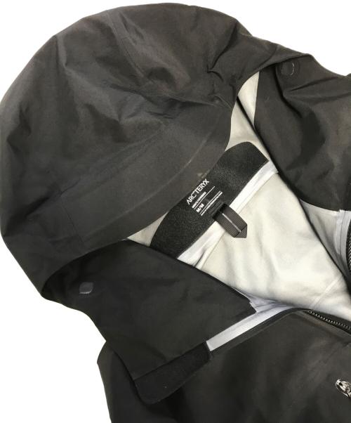 ARC'TERYX（アークテリクス）ARC'TERYX (アークテリクス) ALPHA SV JACKET ブラック サイズ:Mの古着・服飾アイテム