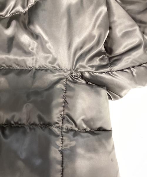 MaxMara Cube（マックスマラ キューブ）MaxMara Cube (マックスマラ キューブ) ファー付ダウンジャケット ライトグレー サイズ:36の古着・服飾アイテム