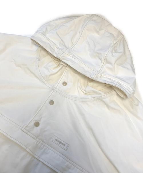 Patagonia（パタゴニア）Patagonia (パタゴニア) ファンホッガーズアノラックパーカー ホワイト サイズ:XLの古着・服飾アイテム