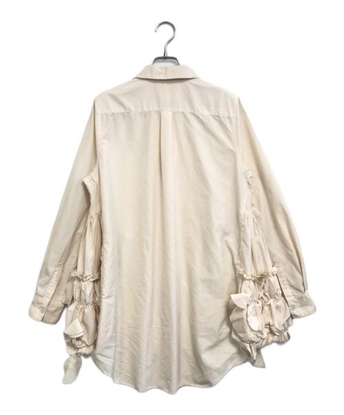 COMME des GARCONS COMME des GARCONS（コムデギャルソン コムデギャルソン）COMME des GARCONS COMME des GARCONS (コムデギャルソン コムデギャルソン) 丸襟フリルシャツ アイボリー サイズ:Sの古着・服飾アイテム