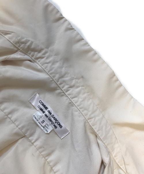 COMME des GARCONS COMME des GARCONS（コムデギャルソン コムデギャルソン）COMME des GARCONS COMME des GARCONS (コムデギャルソン コムデギャルソン) 丸襟フリルシャツ アイボリー サイズ:Sの古着・服飾アイテム