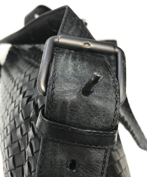 BOTTEGA VENETA（ボッテガベネタ）BOTTEGA VENETA (ボッテガベネタ) イントレチャートショルダーバッグ ブラック サイズ:表記なしの古着・服飾アイテム