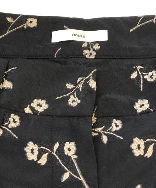 anuke（アンヌーク）anuke (アンヌーク) anuke Flower Jacquard Pants ブラック サイズ:38の古着・服飾アイテム
