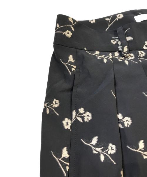 anuke（アンヌーク）anuke (アンヌーク) anuke Flower Jacquard Pants ブラック サイズ:38の古着・服飾アイテム