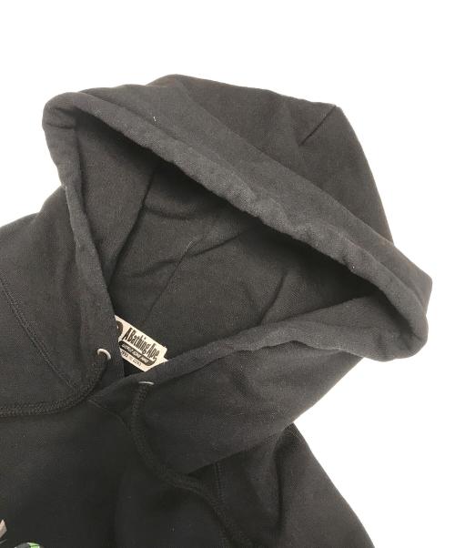 A BATHING APE（ア ベイシング エイプ）A BATHING APE (ア ベイシング エイプ) 名探偵コナン (メイタンテイコナン) ロゴプリントパーカー ブラック サイズ:2XLの古着・服飾アイテム