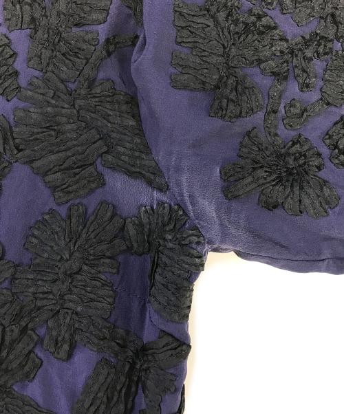 DRIES VAN NOTEN（ドリスヴァンノッテン）DRIES VAN NOTEN (ドリスヴァンノッテン) 装飾シルクブラウス パープル サイズ:36の古着・服飾アイテム