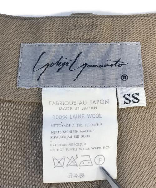 YOHJI YAMAMOTO（ヨウジヤマモト）YOHJI YAMAMOTO (ヨウジヤマモト) ハーフパンツ ベージュ サイズ:SSの古着・服飾アイテム