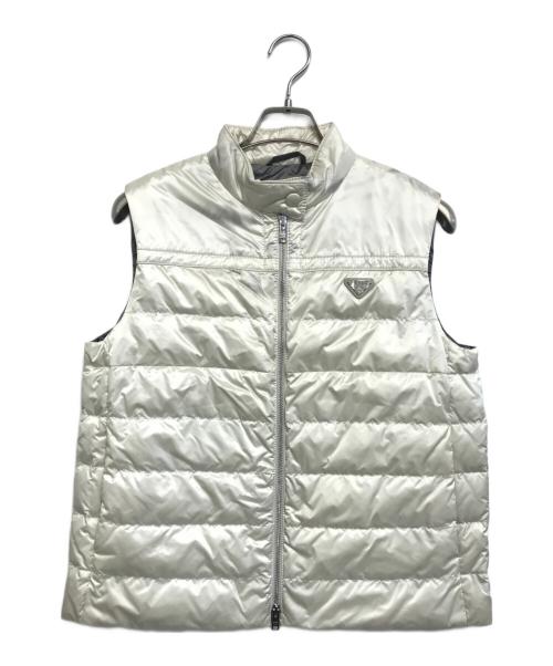 PRADA（プラダ）PRADA (プラダ) プレートロゴダウンベスト ホワイト サイズ:SIZE 44の古着・服飾アイテム