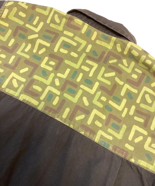 BLACK COMME des GARCONS（ブラックコムデギャルソン）BLACK COMME des GARCONS (ブラックコムデギャルソン) カモフラ切替シャツ ブラック×グリーン サイズ:Mの古着・服飾アイテム