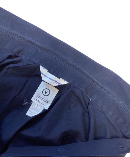 COMME des GARCONS SHIRT（コムデギャルソンシャツ）COMME des GARCONS SHIRT (コムデギャルソンシャツ) VISVIM (ビズビム) 袖切替シャツ ネイビー サイズ:Lの古着・服飾アイテム