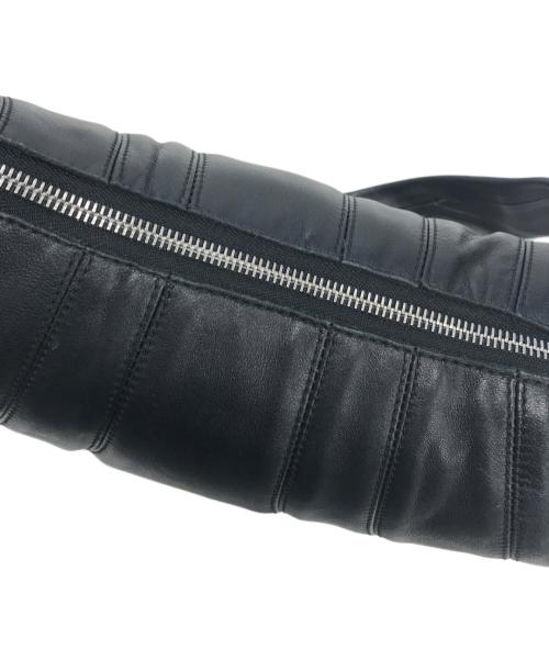 LEMAIRE（ルメール）LEMAIRE (ルメール) MEDIUM CROISSANT BAG ブラック サイズ:表記なしの古着・服飾アイテム