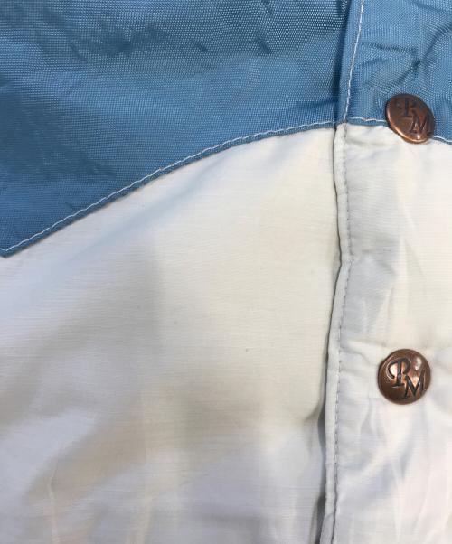 Powderhorn Mountaineering（パウダーホーン マウンテニアリング）Powderhorn Mountaineering (パウダーホーン マウンテニアリング) ダウンジャケット ベージュ×ブルー サイズ:Ｌの古着・服飾アイテム