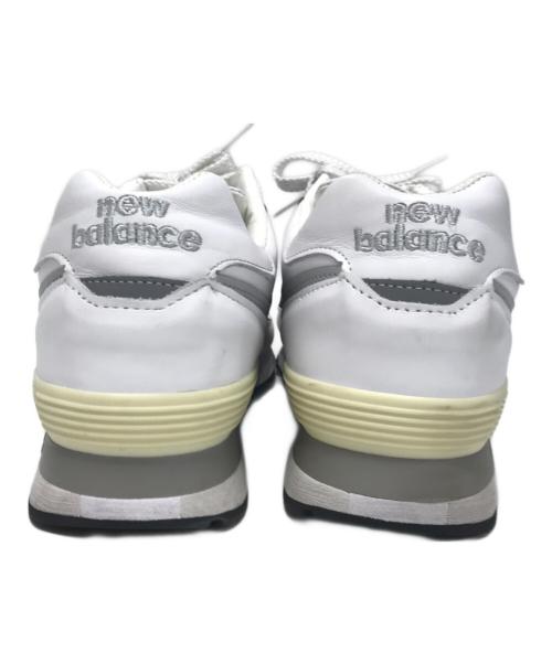 NEW BALANCE（ニューバランス）NEW BALANCE (ニューバランス) ローカットスニーカー ホワイト サイズ:USA9.5/UK9/EUR43の古着・服飾アイテム