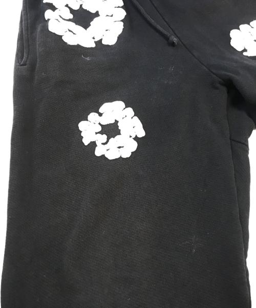 Denim Tears（デニムティアーズ）Denim Tears (デニムティアーズ) Cotton Wreath-print track pants ブラック サイズ:Ｓの古着・服飾アイテム