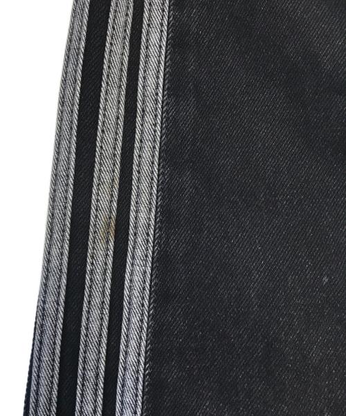 adidas（アディダス）adidas (アディダス) デニムトラックパンツ ブラック サイズ:33の古着・服飾アイテム