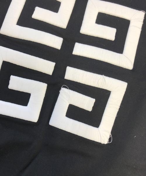 GIVENCHY（ジバンシィ）GIVENCHY (ジバンシィ) 4G 刺繍 オーバーサイズ Tシャツ ブラック サイズ:Lの古着・服飾アイテム
