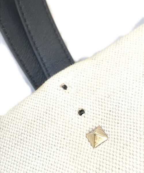 VALENTINO GARAVANI（ヴァレンティノ・ガラヴァーニ）VALENTINO GARAVANI (ヴァレンティノ・ガラヴァーニ) ハンドバッグの古着・服飾アイテム