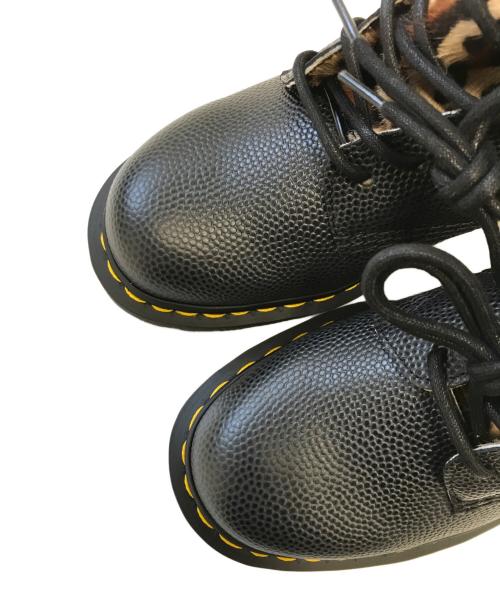 Dr.Martens（ドクターマーチン）Dr.Martens (ドクターマーチン) stussy (ステューシー) ハラコレザー8ホールブーツ ブラック サイズ:US8/UK7/EU41の古着・服飾アイテム