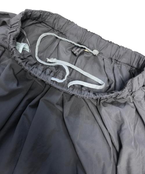 COMME des GARCONS COMME des GARCONS（コムデギャルソン コムデギャルソン）COMME des GARCONS COMME des GARCONS (コムデギャルソン コムデギャルソン) スカート グレー サイズ:Sの古着・服飾アイテム