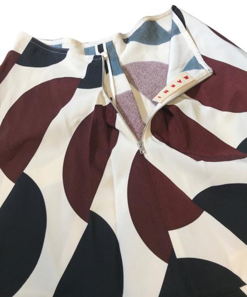 MARNI（マルニ）MARNI (マルニ) スカート ホワイト×ブラウン×ネイビー サイズ:38の古着・服飾アイテム