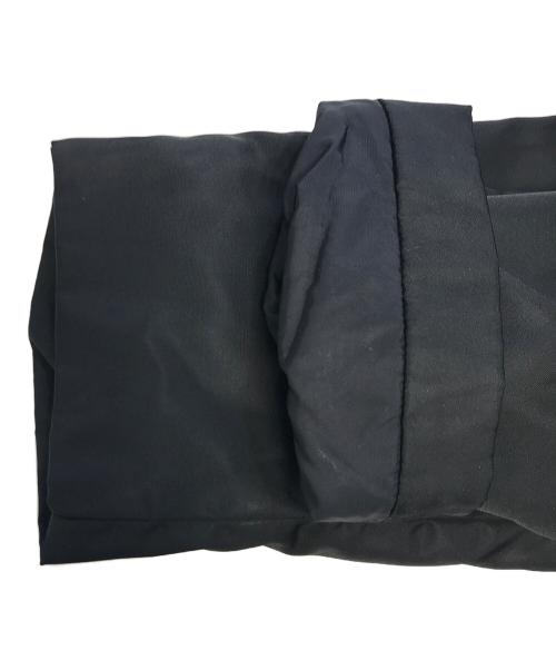 PRADA（プラダ）PRADA (プラダ) 三角プレート中綿ナイロンコート ブラック サイズ:40の古着・服飾アイテム