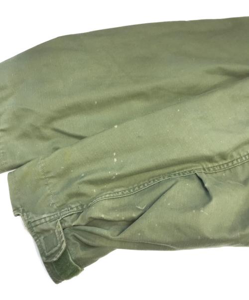 VINTAGE MILITARY（ヴィンテージ ミリタリー）VINTAGE MILITARY (ヴィンテージ ミリタリー) US ARMY M-65フィールドジャケット カーキ サイズ:LARGE-REGULARの古着・服飾アイテム