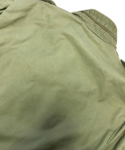 VINTAGE MILITARY（ヴィンテージ ミリタリー）VINTAGE MILITARY (ヴィンテージ ミリタリー) US ARMY M-65フィールドジャケット カーキ サイズ:LARGE-REGULARの古着・服飾アイテム