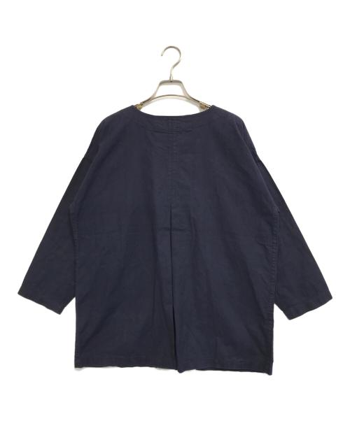 ISSEY MIYAKE（イッセイミヤケ）ISSEY MIYAKE (イッセイミヤケ) バンドカラーシャツ ネイビー サイズ:9の古着・服飾アイテム