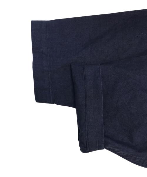 ISSEY MIYAKE（イッセイミヤケ）ISSEY MIYAKE (イッセイミヤケ) バンドカラーシャツ ネイビー サイズ:9の古着・服飾アイテム