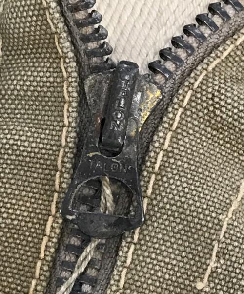 VINTAGE MILITARY（ヴィンテージ ミリタリー）VINTAGE MILITARY (ヴィンテージ ミリタリー) US ARMY AVIATOR KIT BAG グリーン サイズ:不明の古着・服飾アイテム