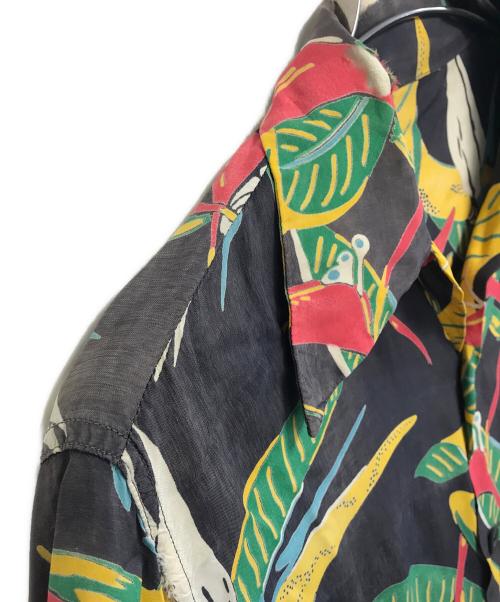 VINTAGE（ヴィンテージ）VINTAGE (ヴィンテージ) 推定50s 極楽鳥花柄アロハシャツ ブラック サイズ:不明の古着・服飾アイテム