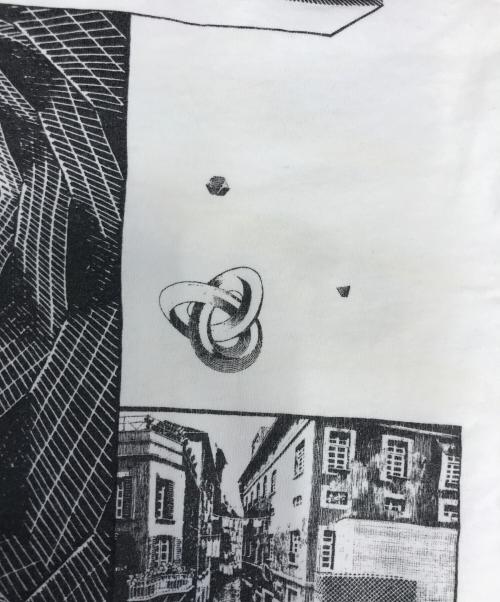 ANDAZIA（アンダジア）ANDAZIA (アンダジア) アートプリントTシャツ ホワイト サイズ:Mの古着・服飾アイテム