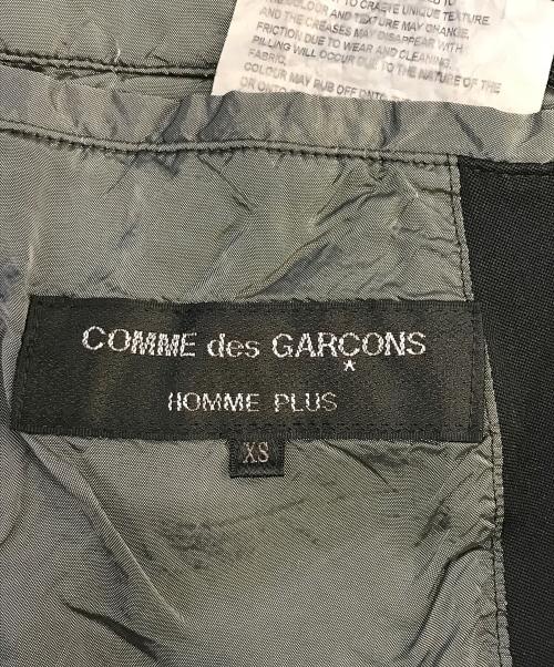 COMME des GARCONS HOMME PLUS（コムデギャルソンオムプリュス）COMME des GARCONS HOMME PLUS (コムデギャルソンオムプリュス) ポリ縮絨コート ブラック サイズ:XSの古着・服飾アイテム