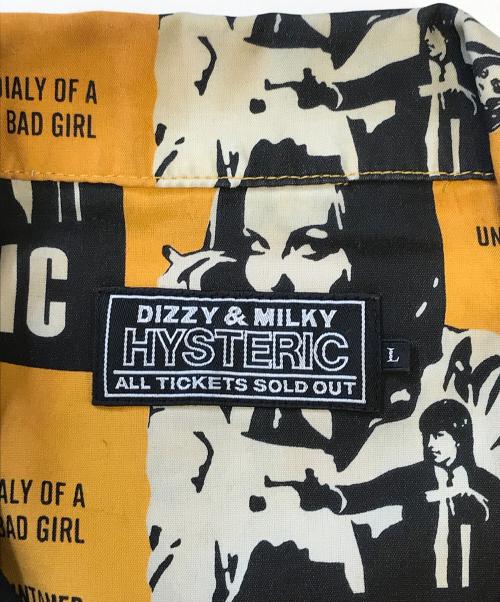 Hysteric Glamour（ヒステリックグラマー）Hysteric Glamour (ヒステリックグラマー) HYSTERIC FICTION柄 アロハシャツ オレンジ サイズ:Lの古着・服飾アイテム