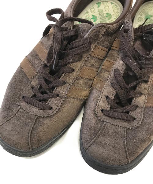 adidas（アディダス）adidas (アディダス) ローカットスニーカー ブラウン サイズ:27.5の古着・服飾アイテム