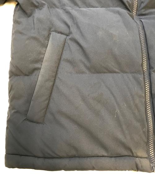 THE NORTH FACE（ザ ノース フェイス）THE NORTH FACE (ザ ノース フェイス) リバーシブルダウンジャケット ネイビー サイズ:Sの古着・服飾アイテム