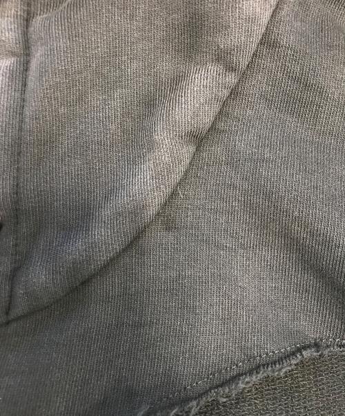 Avavav（アヴァヴァヴ）Avavav (アヴァヴァヴ) カットアウトジップパーカー ブラック サイズ:Mの古着・服飾アイテム