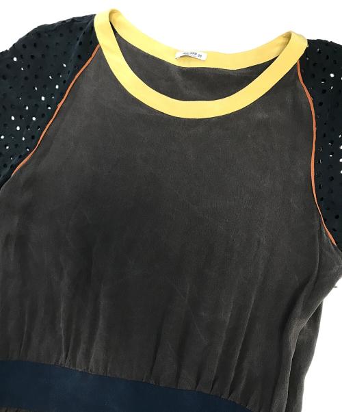 MIU MIU（ミュウミュウ）MIU MIU (ミュウミュウ) 切替ワンピース レッド サイズ:38の古着・服飾アイテム