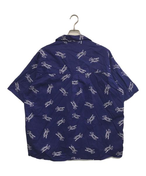 CHALLENGER（チャレンジャー）CHALLENGER (チャレンジャー) S/S MULTI SIGNATURE SHIRT ブルー サイズ:XLARGEの古着・服飾アイテム