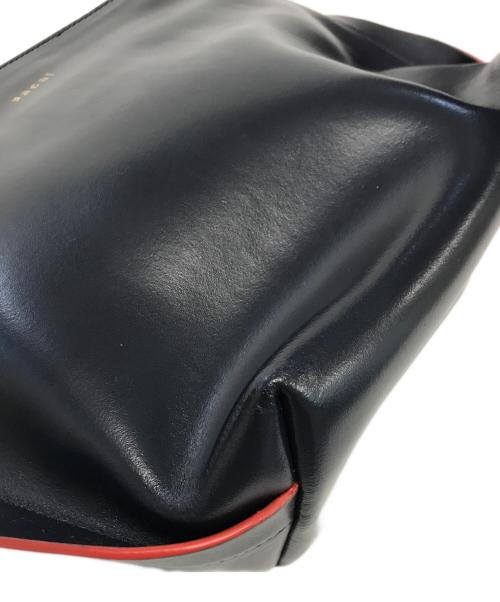 sacai（サカイ）sacai (サカイ) trapezoid wallet shoulder bag ネイビー×レッドの古着・服飾アイテム