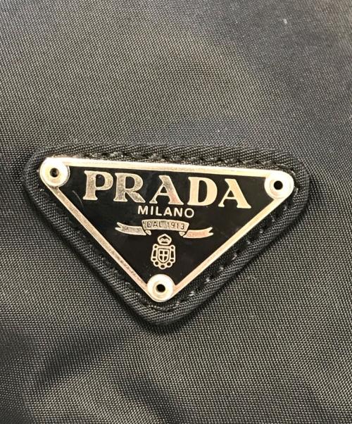 PRADA（プラダ）PRADA (プラダ) ナイロンメッセンジャーバッグ ブラックの古着・服飾アイテム